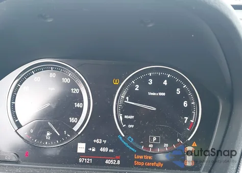 2020 BMW X1 xDrive28I z USA, uszkodzony, nr VIN WBXJG9C00L5R69467